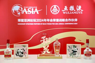Photo shows that Wuliangye makes a sparkling appearance�at the Boao Forum for Asia (BFA) Annual Conference 2024 in Boao, south China's Hainan Province.
